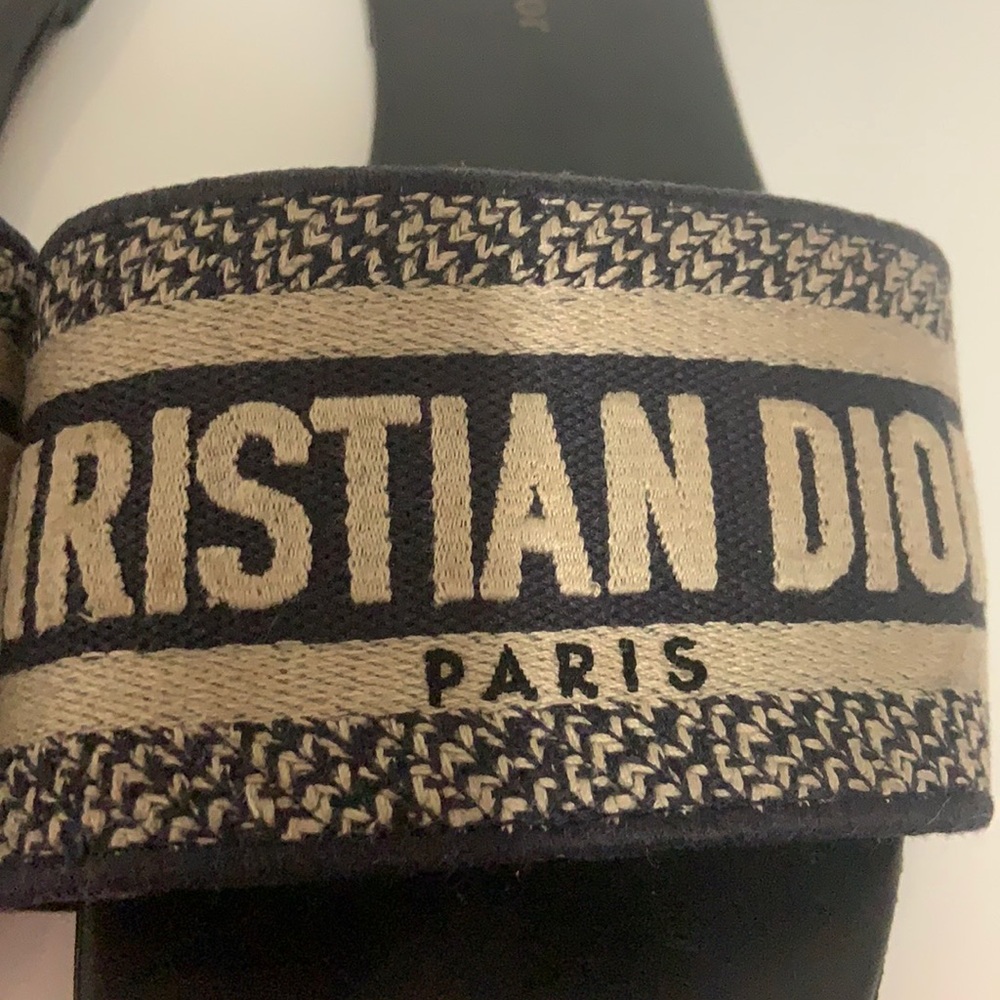 COPY - DIOR - DWAY SLIDE VERY GOOD CONDITION